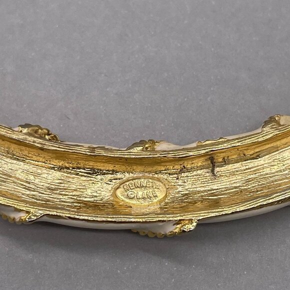 Vintage Kenneth Lane Enamel with Gold Accents Choker Necklace Cream Hook Closure - Picture 6 of 6